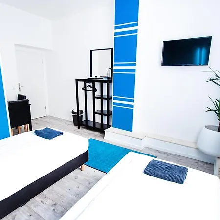 Apart Otel Huxx Sued