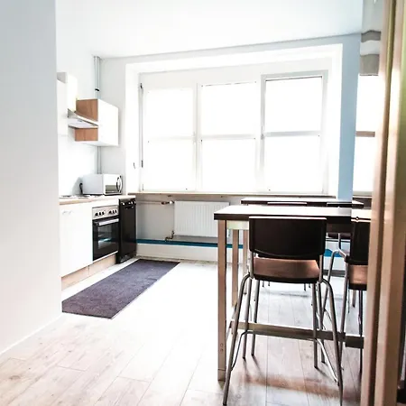Huxx Sued Apartmanhotel